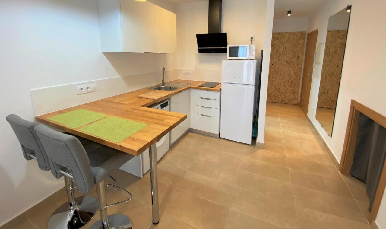Apartaments L'Escala Centre Екстериор снимка