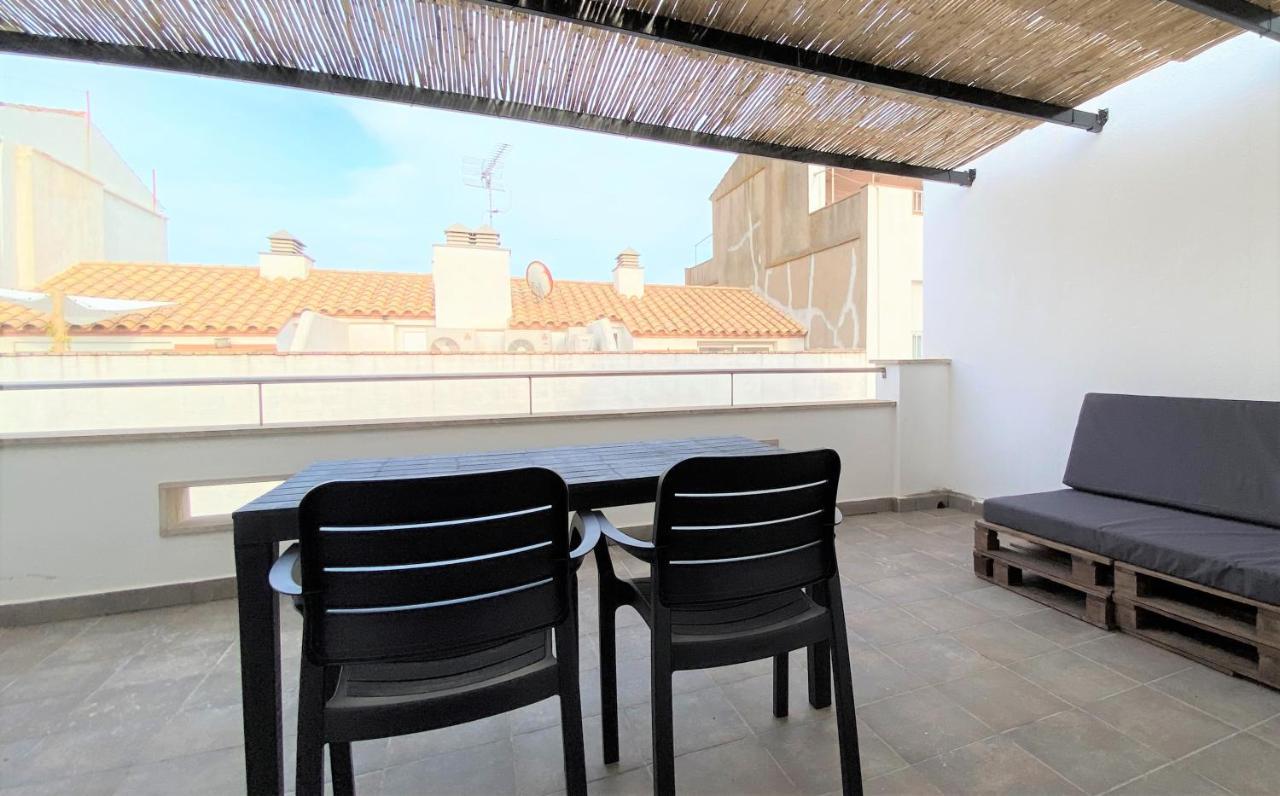 Apartaments L'Escala Centre Екстериор снимка