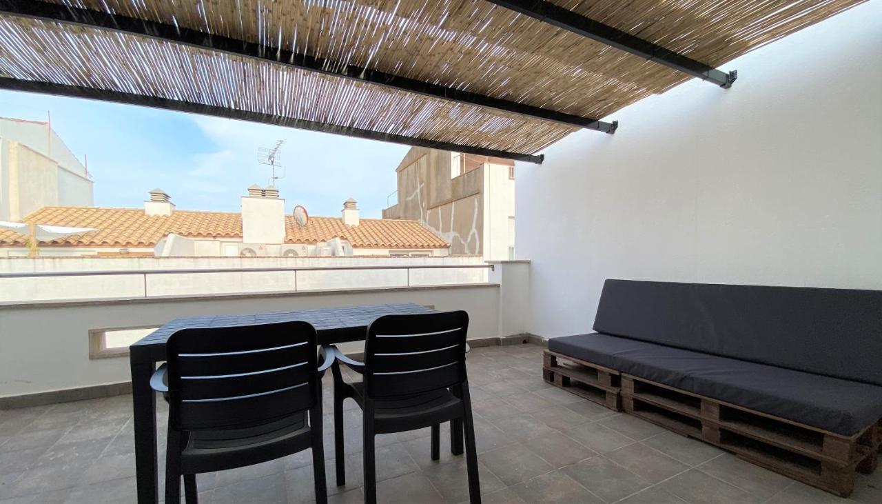 Apartaments L'Escala Centre Екстериор снимка